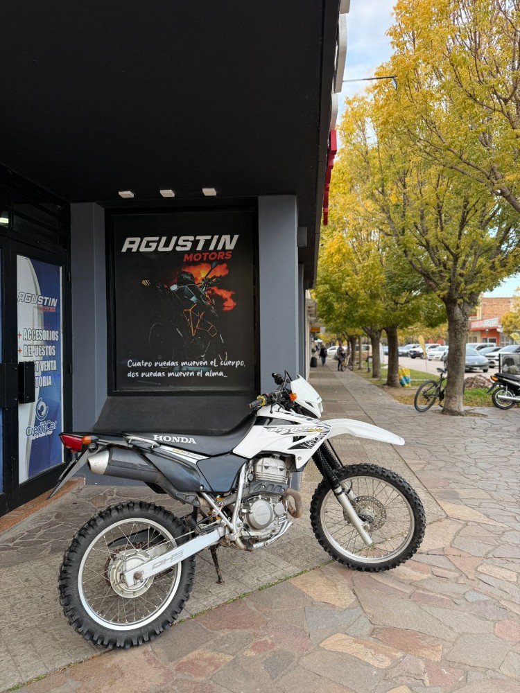 Honda Tornado 250 — foto 3